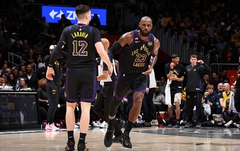 九游体育下载-出场时间减少后，湖人侧翼新星的价值也开始逐渐体现出来了？