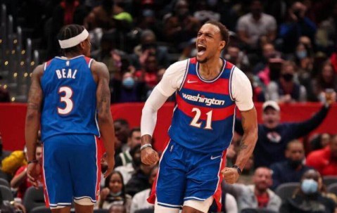 九游体育-【圆桌】黑马们能否持续高奏凯歌？谁是最被低估球员