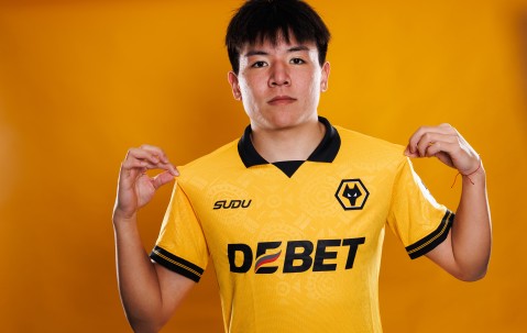 九游体育APP-当地媒体：徐彬有资格为巴恩斯利一线队出场，但只会在青年队踢球